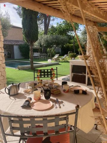 La Maison 1440 L'Isle-sur-la-Sorgue Ngoại thất bức ảnh